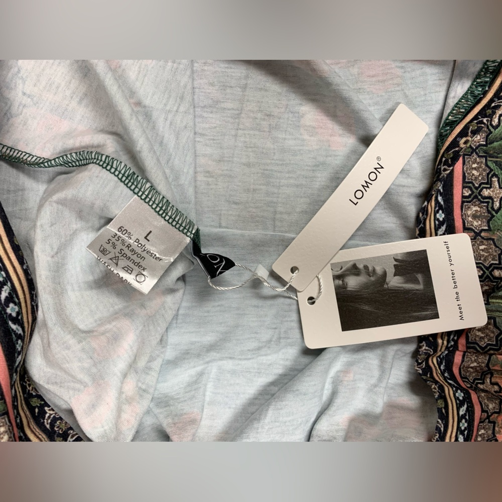 NWT LOMON size L women’s top - Picture 7 of 7